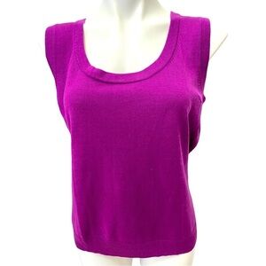 Knit sleeveless top gorgeous raspberry color acrylic perfect under blazer Lge
C
